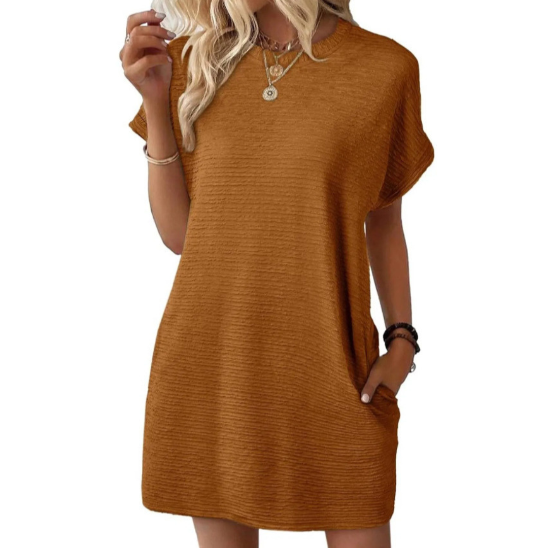 VESTIDO EVASHA – MINIMALISTA CON CUELLO REDONDO