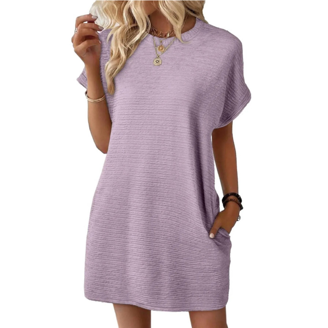 VESTIDO EVASHA – MINIMALISTA CON CUELLO REDONDO
