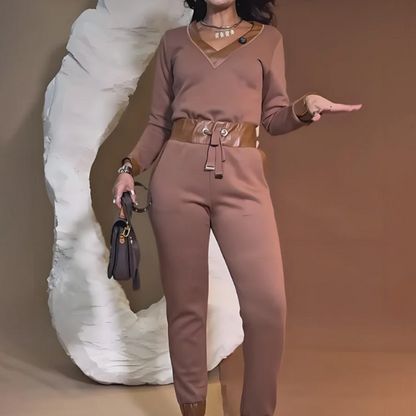 CONJUNTO CASUAL - TOP EN "V" + PANTALÓN