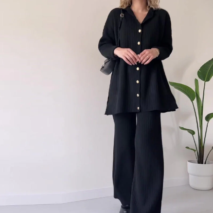CONJUNTO DE PUNTO CHIC: COMODIDAD Y ESTILO SIN ESFUERZO